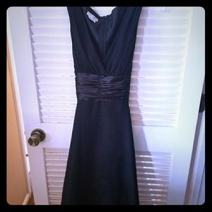 London Times Black Knee-Length Dress